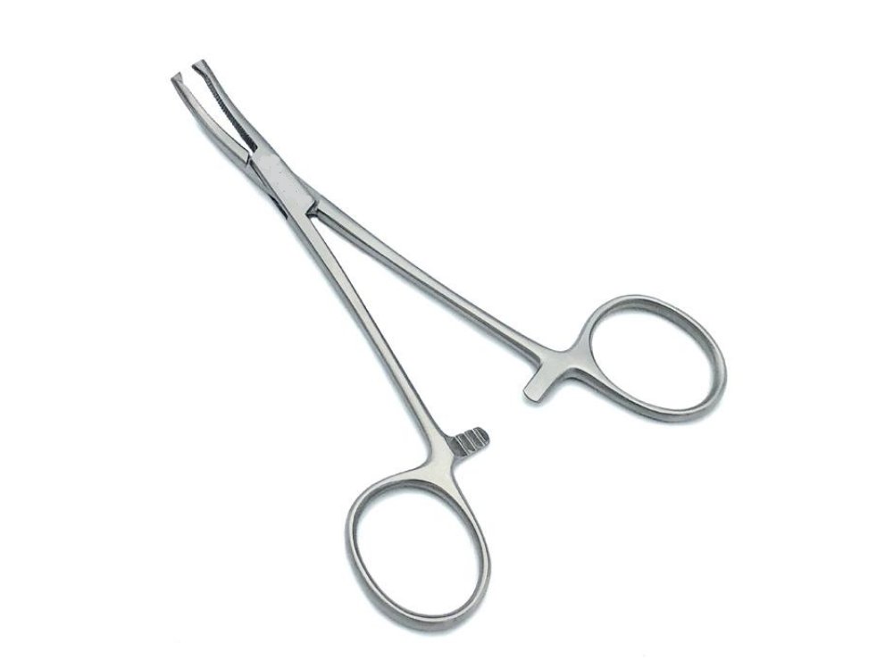 Mosquito forceps curved with teeth